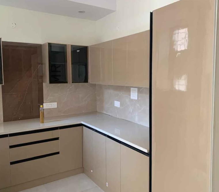 3 BHK Semi Furnished Flat  3 BHK flat in Airport Road, Sector 123 photo 1