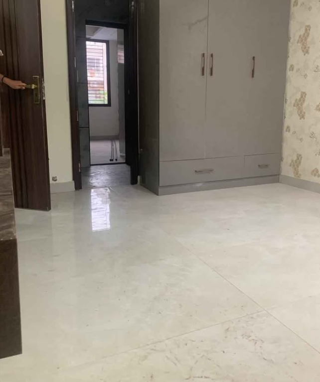 3 BHK Semi Furnished Flat  3 BHK flat in Airport Road, Sector 123 photo 6