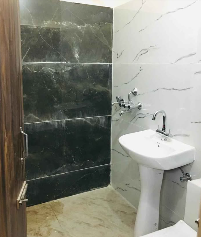 2 BHK Flat Sector 127 2 BHK flat in 127 Landran Road, Kharar photo 6